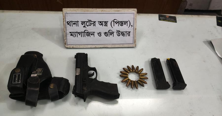 কুমারখালীতে থানা থেকে লুট হওয়া পিস্তল-গুলিসহ অস্ত্র উদ্ধার