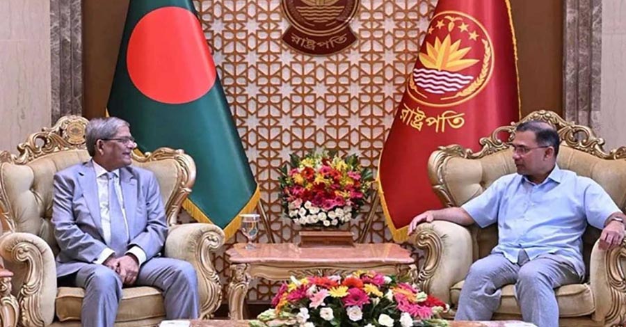 বঙ্গভবনে রাষ্ট্রপতির সঙ্গে প্রধানমন্ত্রীর প্রথম সাক্ষাৎ