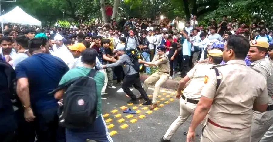 ১০ অক্টোবর দিল্লিতে কী হতে যাচ্ছে? ২৩ হাজার পুলিশ নামাচ্ছে সরকার