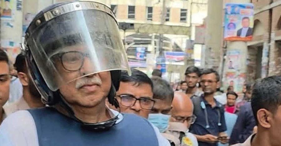 হত্যাচেষ্টার মামলায় ফের গ্রেপ্তার দেখানো হলো সাবেক এমপি সুলতান মনসুরকে