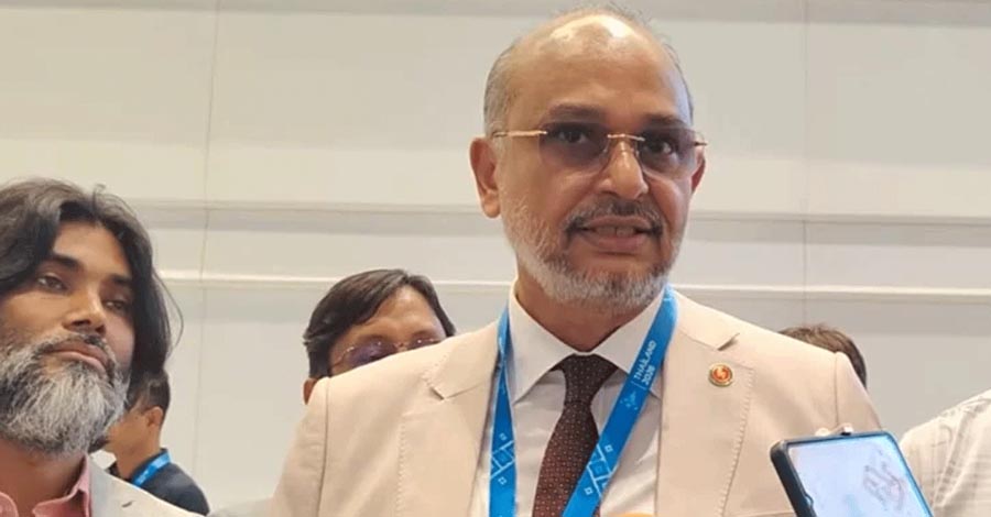 ৮০ লাখ মানুষ দরিদ্র, দারিদ্র্য কমাতে ভরসা ফ্যামিলি কার্ড