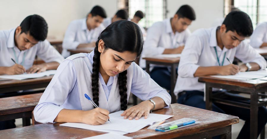 এসএসসি পরীক্ষার ফরম পূরণ নিয়ে বোর্ডের নতুন নির্দেশনা, যা জানা জরুরি