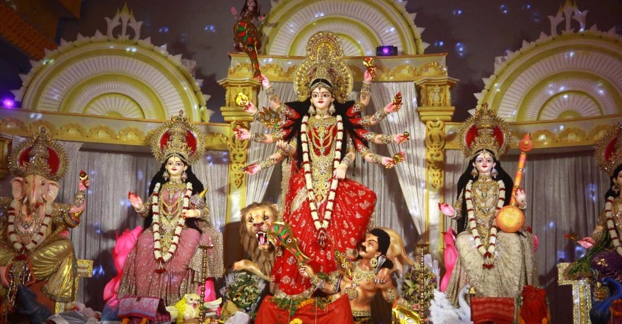 ঢাকের তালে বিদায়ের সুর, বিসর্জনে শেষ হচ্ছে দুর্গোৎসব